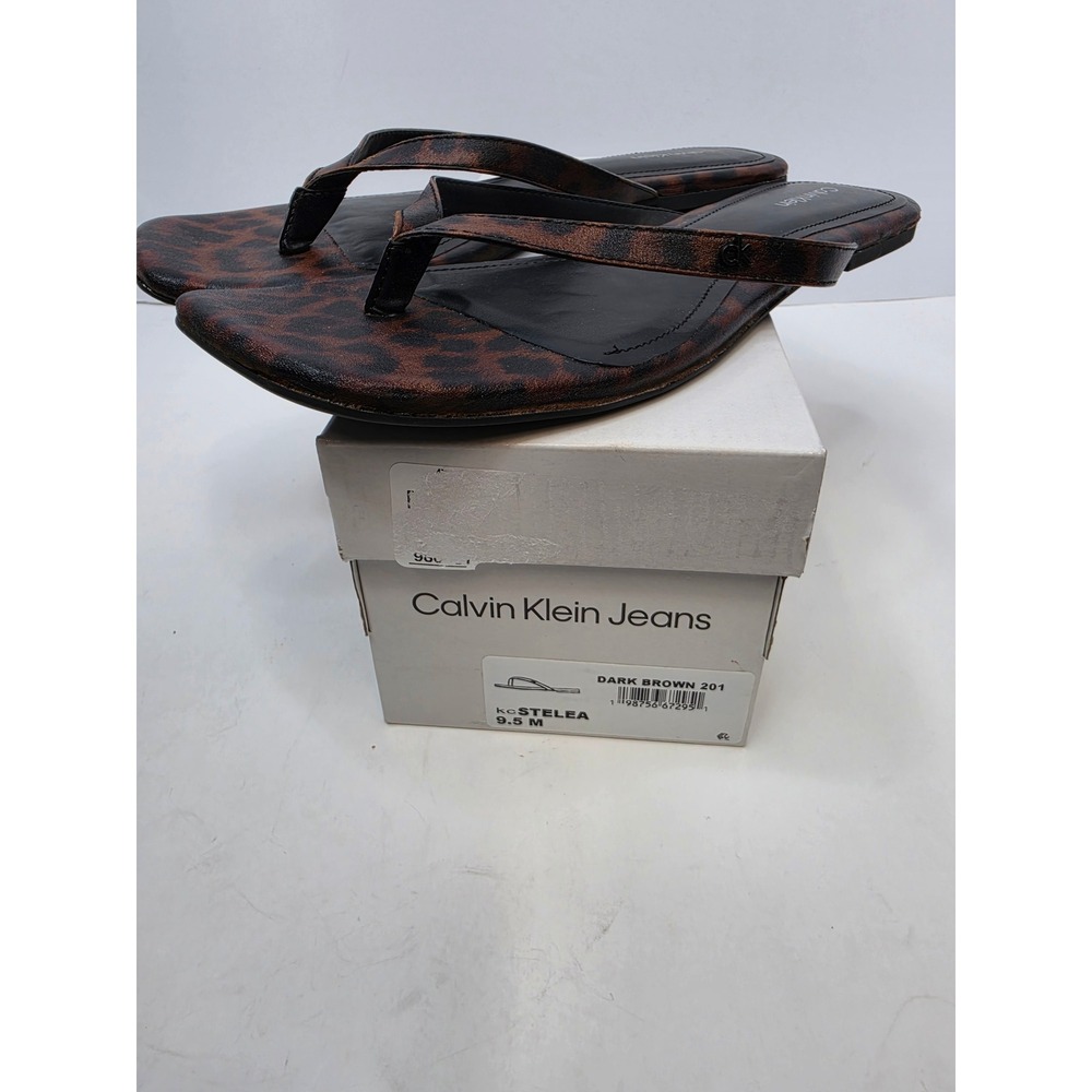 Calvin Klein Stelea Flip flop Sandals Size 9.5 Dark Brown Leopard Vacation